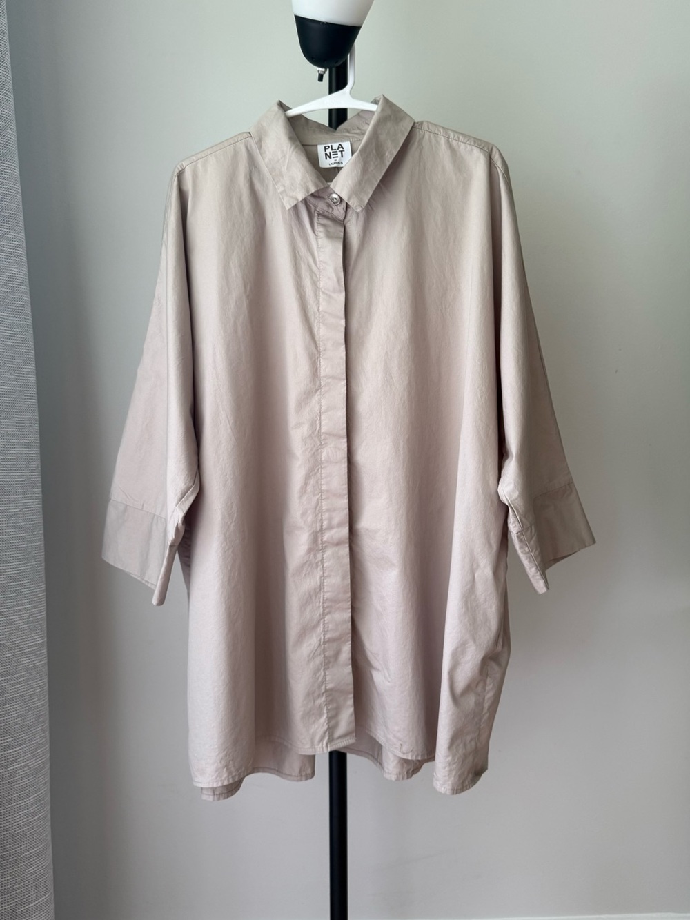 Planet by Lauren G Oversized Button Up Shirt One Size Beige 100% Cotton Made USA